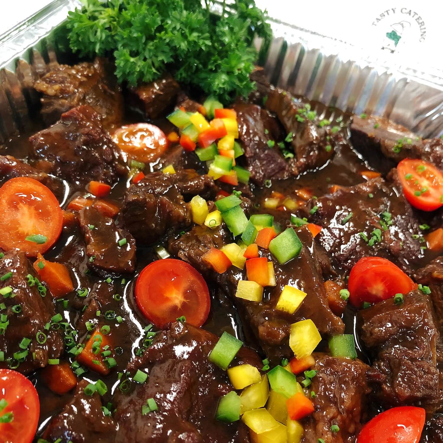紅酒燴牛臉肉 TASTY CATERING - 到會推介 - 酒會主菜 - 佐酒美食 - 婚禮必備 - 精緻美食 - 自助餐