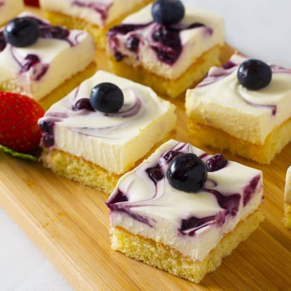 Mini Blueberry Cheesecake